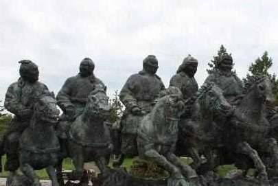 赤老温历史图片