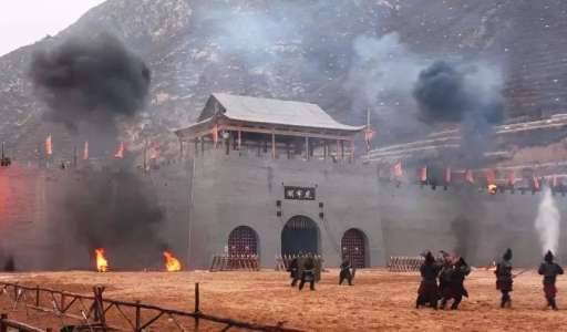 古代打仗哪些士兵站在第一排?站在第一排为什么往前冲历史图片