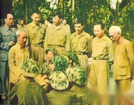 胡志明历史图片