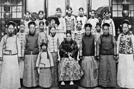 宫女历史图片