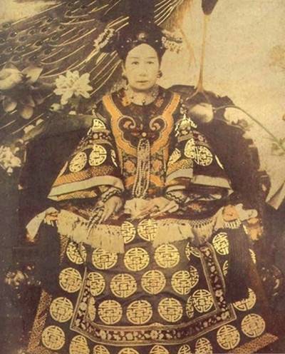 沈荩历史图片