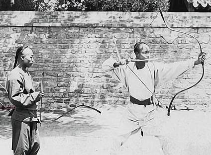 弓箭历史图片
