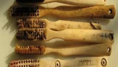 古人是如何刷牙的？古代有没有牙刷？历史图片