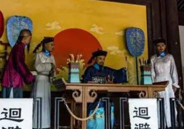 在古代官员一般被废之后历史图片