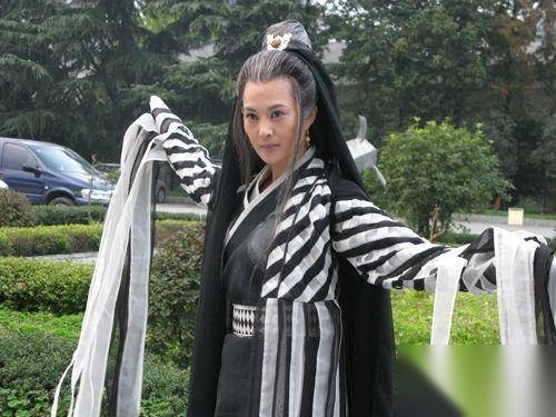 灭绝师太历史图片