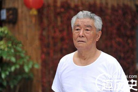 警花与警犬历史图片