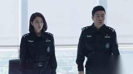 警花与警犬历史图片