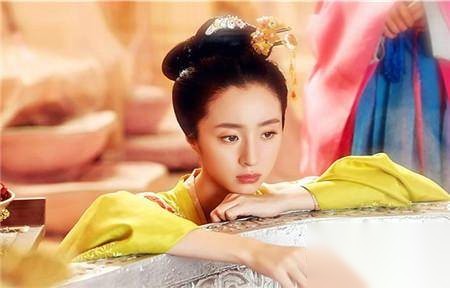 柜中美人历史图片