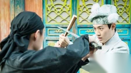 《哦我的皇帝陛下》历史图片