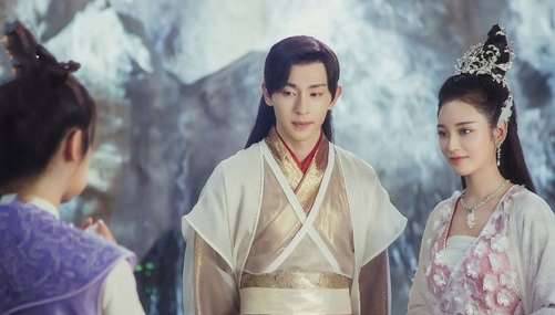 《香蜜沉沉烬如霜》历史图片