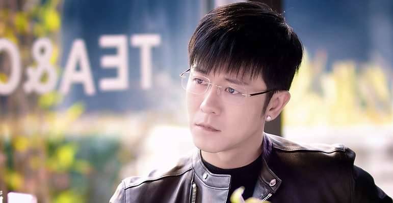 《如若巴黎不快乐》历史图片