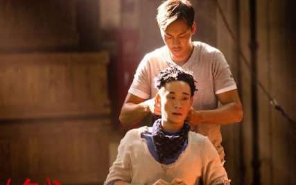 《橙红年代》历史图片