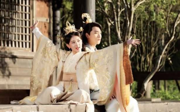 《双世宠妃2》历史图片