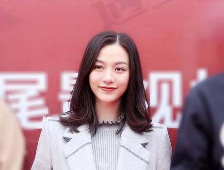 《败犬女王》历史图片