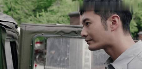 《你迟到的许多年》历史图片