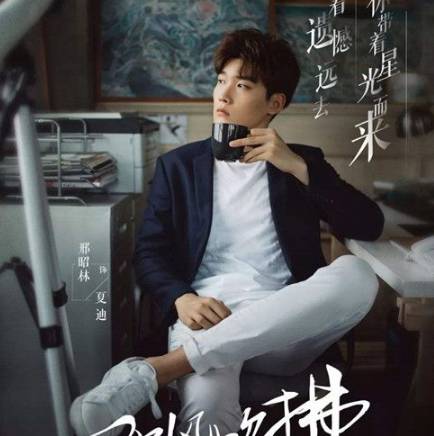 强风吹拂历史图片