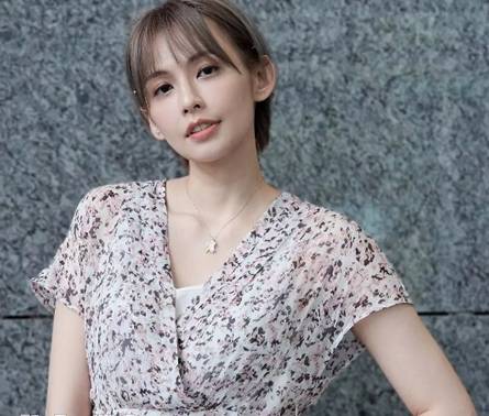 《我们不能是朋友》历史图片
