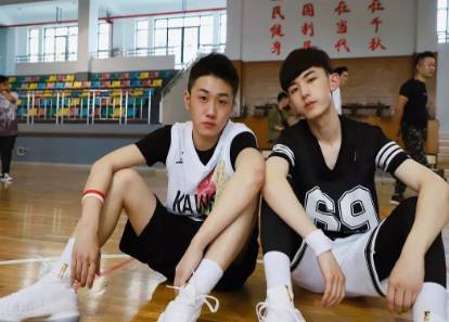 《少年派》历史图片