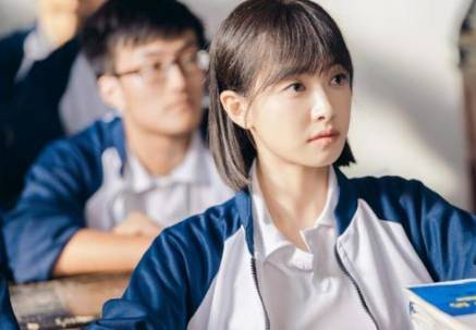 《山月不知心底事》历史图片