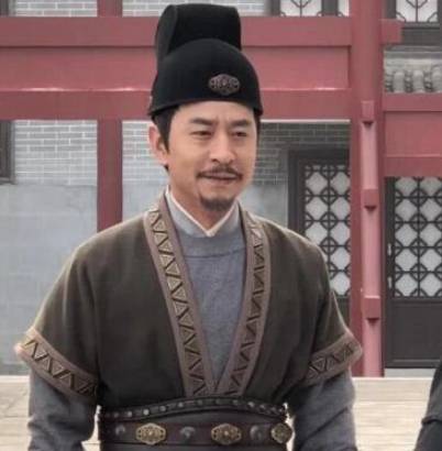 《锦衣之下》历史图片