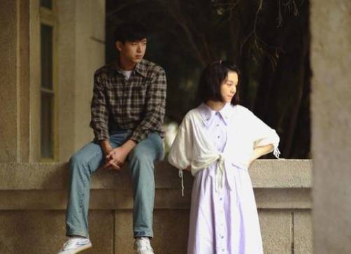《人生若如初见》历史图片