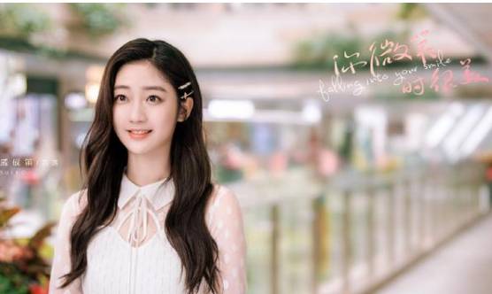 《你微笑时很美》历史图片