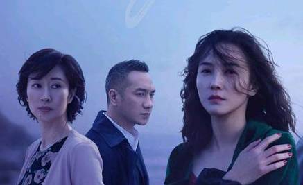 《白色月光》历史图片