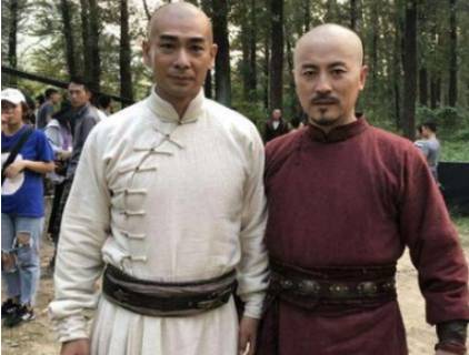 《反击》历史图片