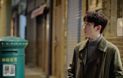 《亲爱的自己》历史图片