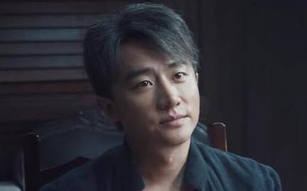 《瞄准》历史图片