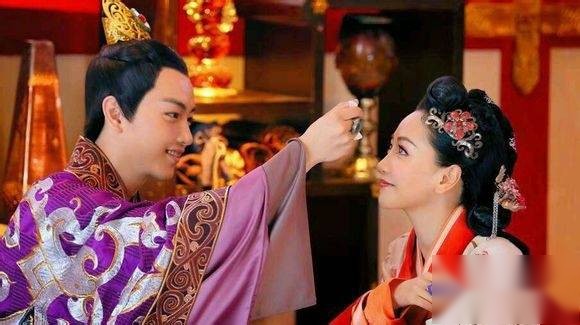 霍成君历史图片