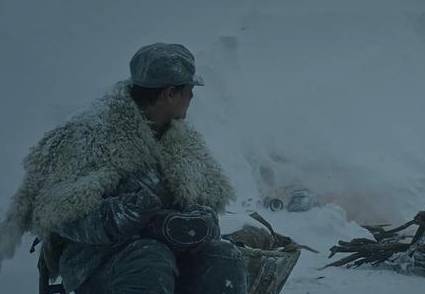 《雪国的篝火》讲了什么故事？最后有人活下来吗？历史图片