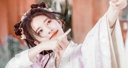 《国子监来了个女弟子》历史图片