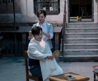 《功勋》历史图片