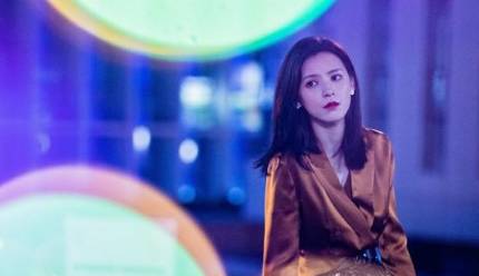 《夜色暗涌时》历史图片