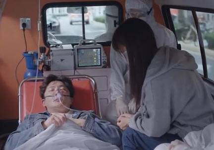 《两个人的世界》历史图片