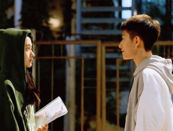 《曾少年》历史图片