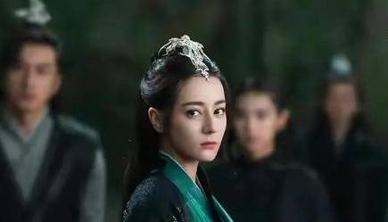 《与君初相识》历史图片