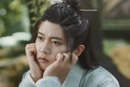 《与君初相识》历史图片