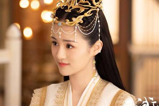 《且试天下》历史图片