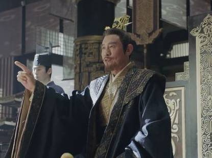 《且试天下》历史图片