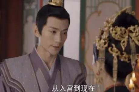 《且试天下》历史图片