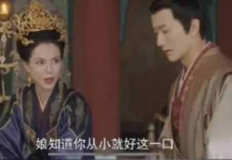 《且试天下》历史图片