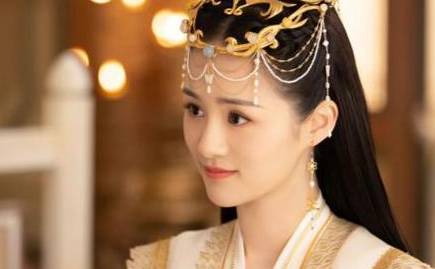 《且试天下》历史图片