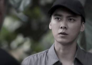 《暗夜行者》历史图片
