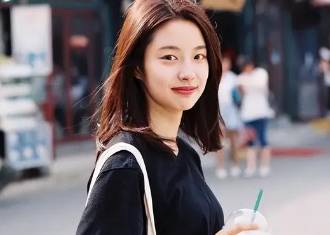 《瞄准你的未来》历史图片