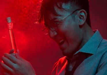 《冰雨火》历史图片