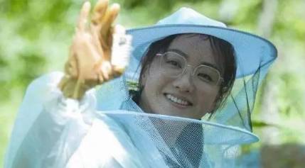 《大山的女儿》历史图片