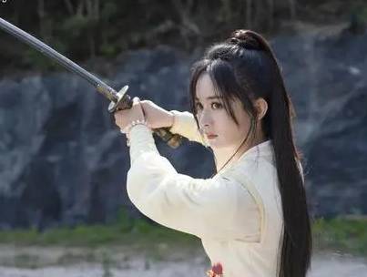 《野蛮生长》历史图片