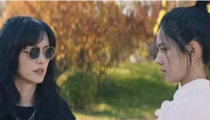 《摇滚狂花》历史图片